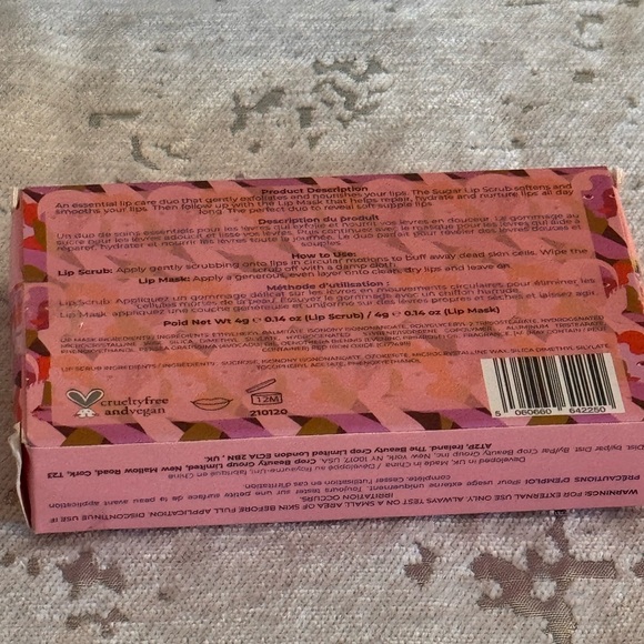 KNDR Beauty Lip Mask and Scrub Set - Picture 4 of 4